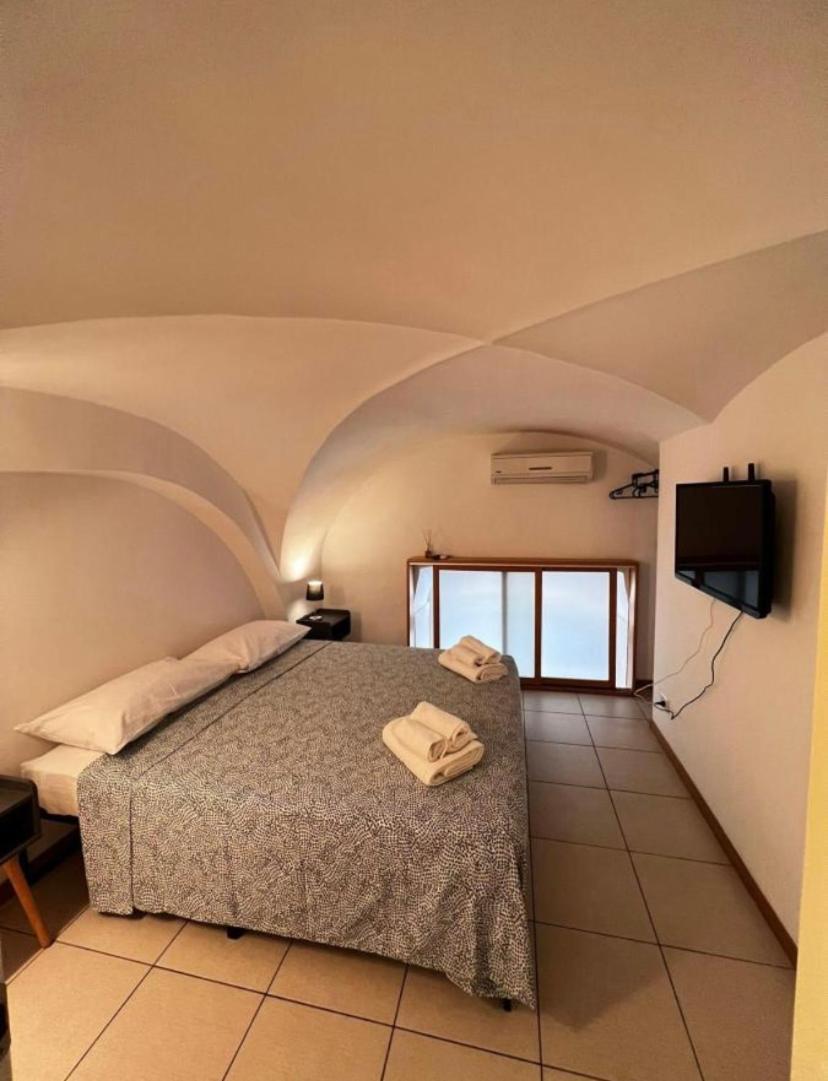 Vanedda House Apartment คาตาเนีย ภายนอก รูปภาพ
